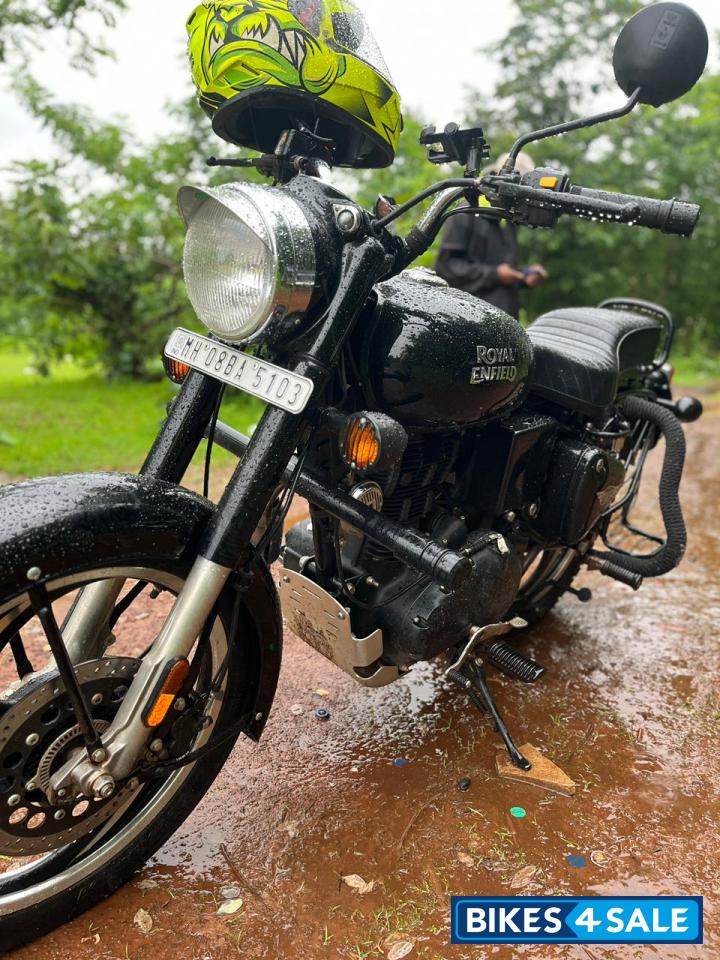 Black Royal Enfield Bullet 350 ES BS6