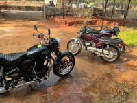 Black Royal Enfield Bullet 350 ES BS6