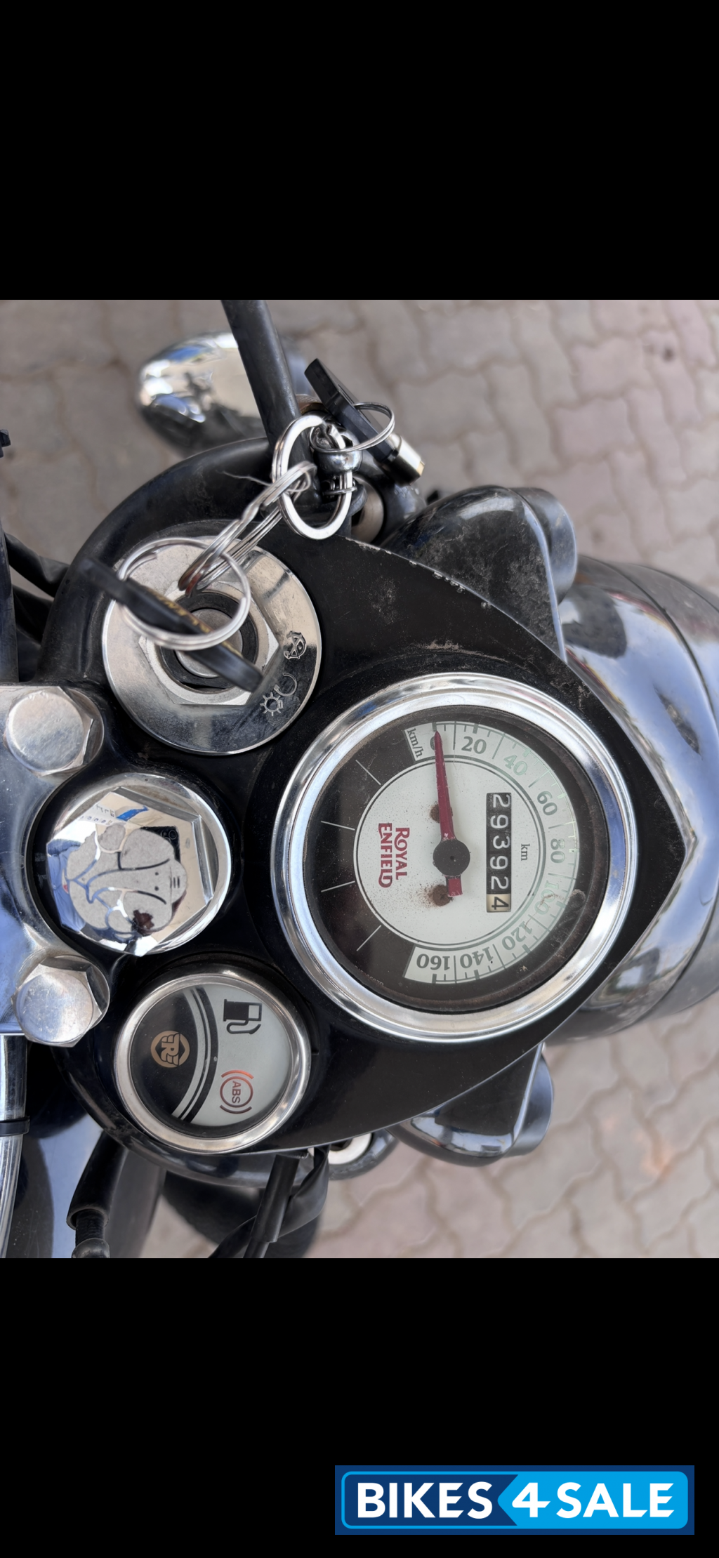 Black Royal Enfield Classic 350