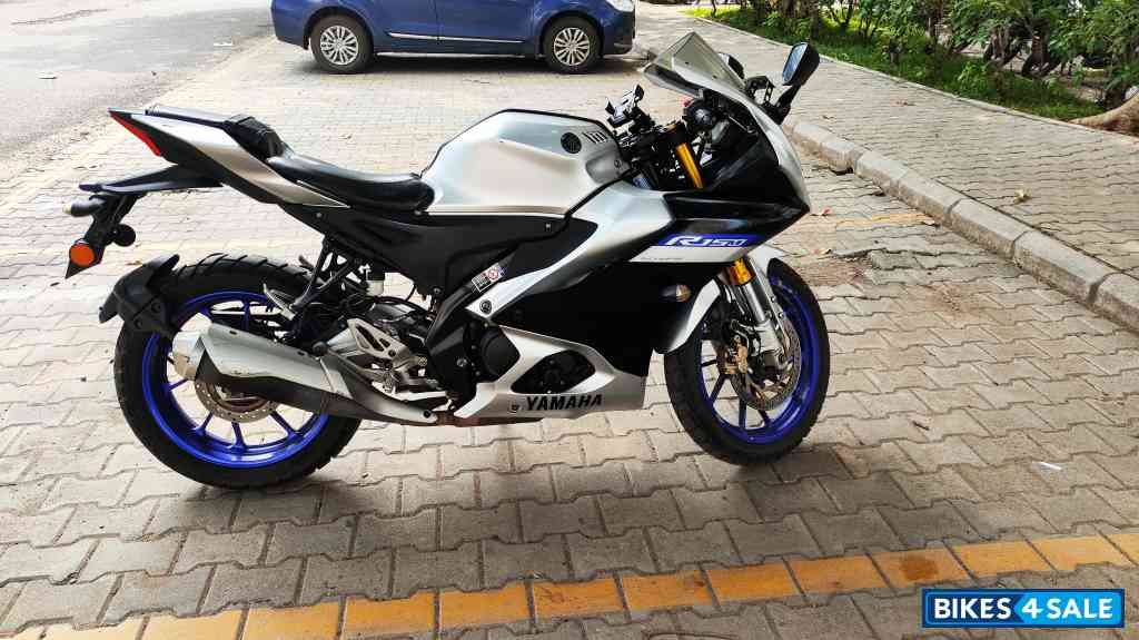 Grey R15m Yamaha R15M