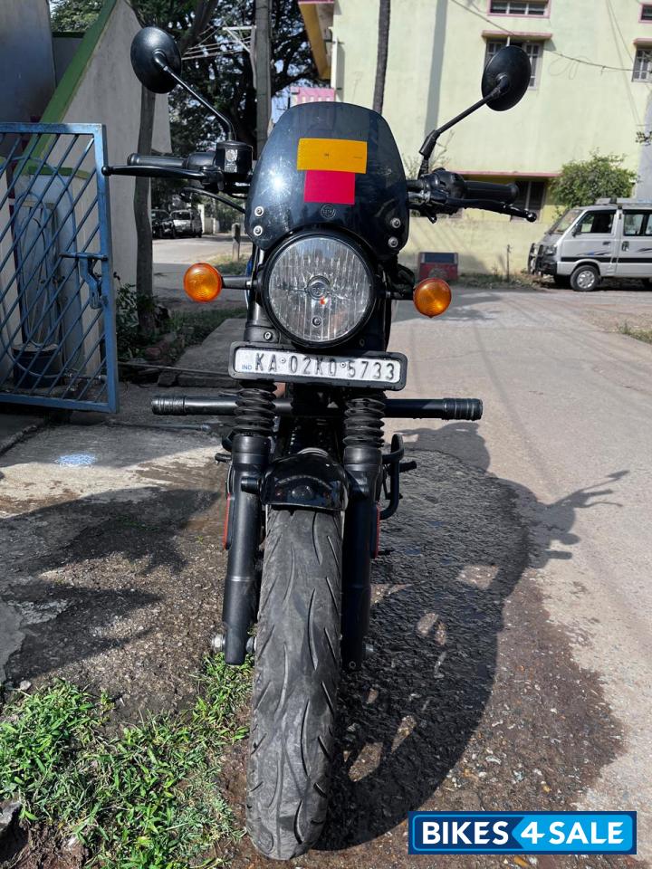 Royal Enfield Hunter 350 Metro