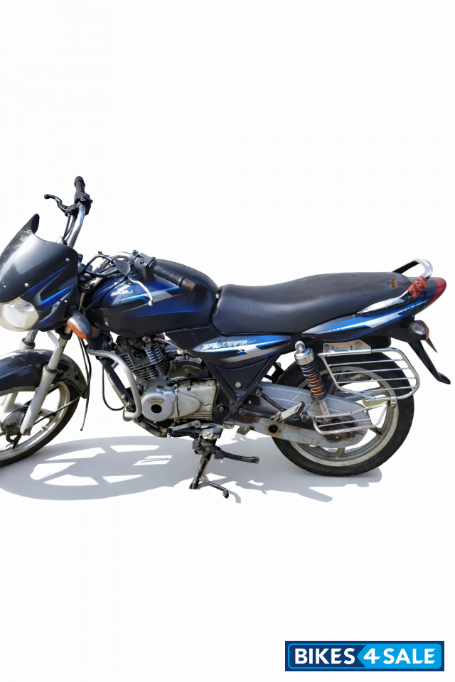 Blue Bajaj Discover 125