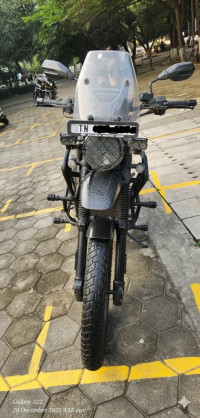 Matte Tornado Black Yezdi Adventure Matte 2024