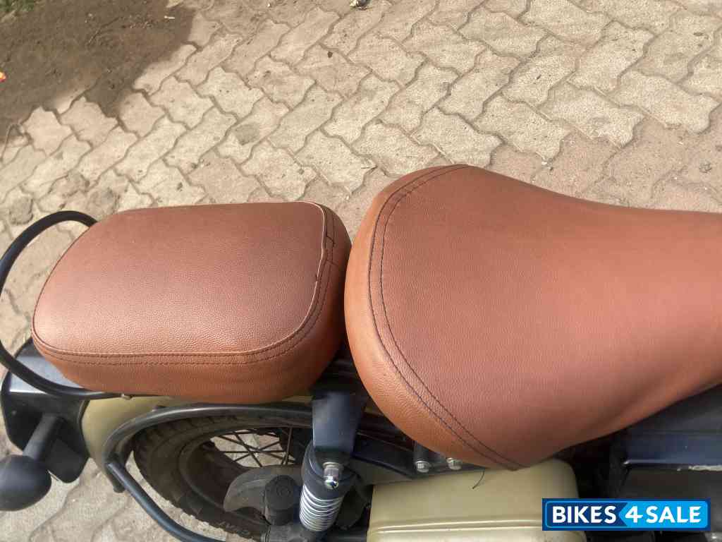 Royal Enfield Classic 350 2021