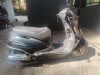 Black Suzuki Access 125