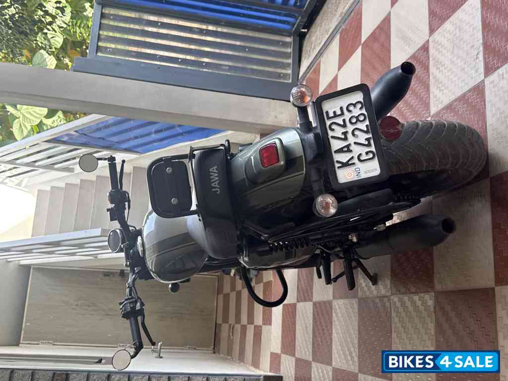 Jawa 42 Dual Channel ABS Cosmic Carbon