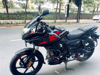 Bajaj Pulsar 220 DTSFi 2021 Model