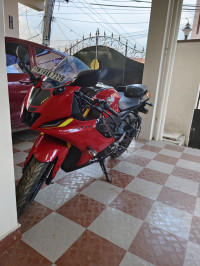 Yamaha R15 V4