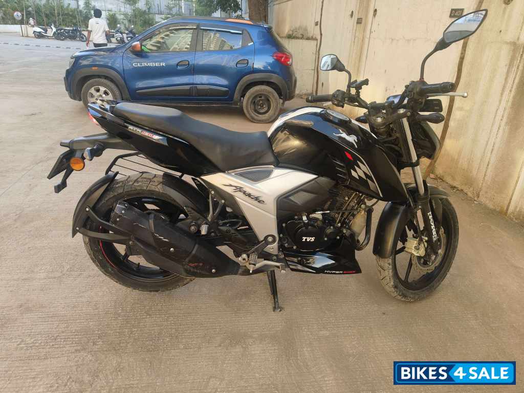 TVS Apache RTR 160 4V