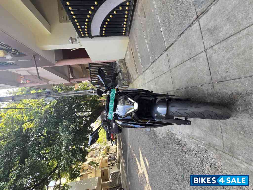 Cosmic Black Ultraviolette F77 Mach 2