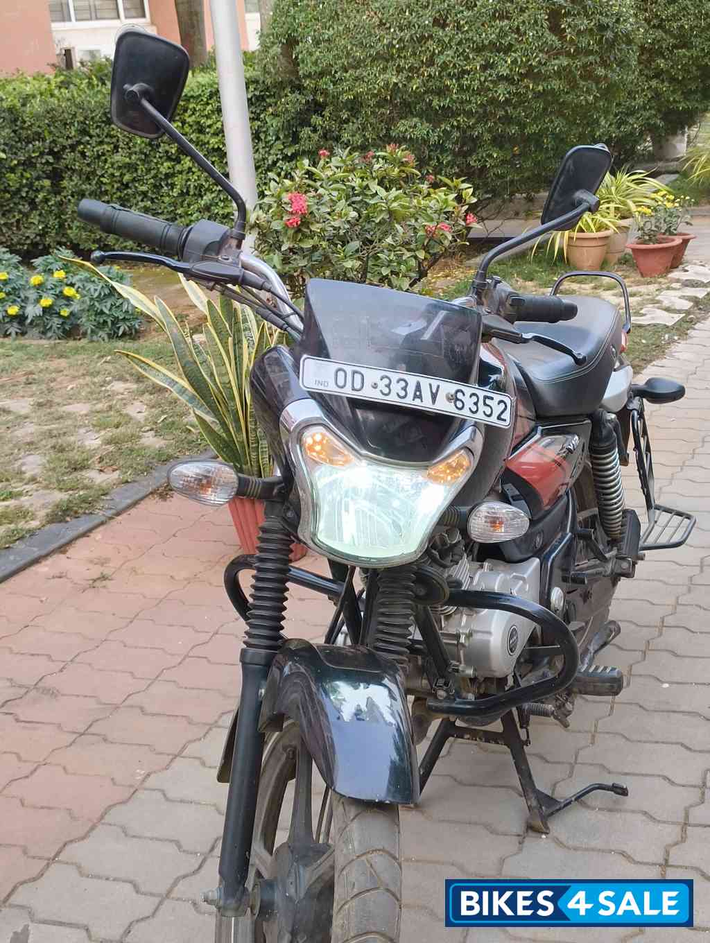 Ebony Black Metal Bajaj V12