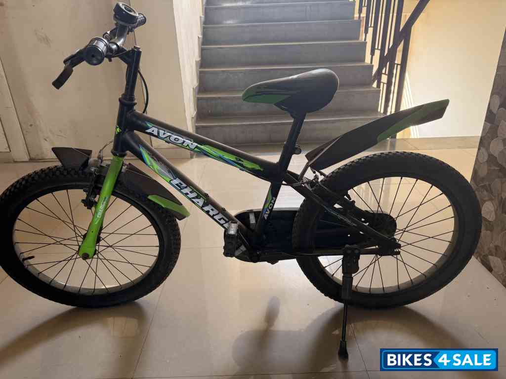Bicycle  Avon Charge