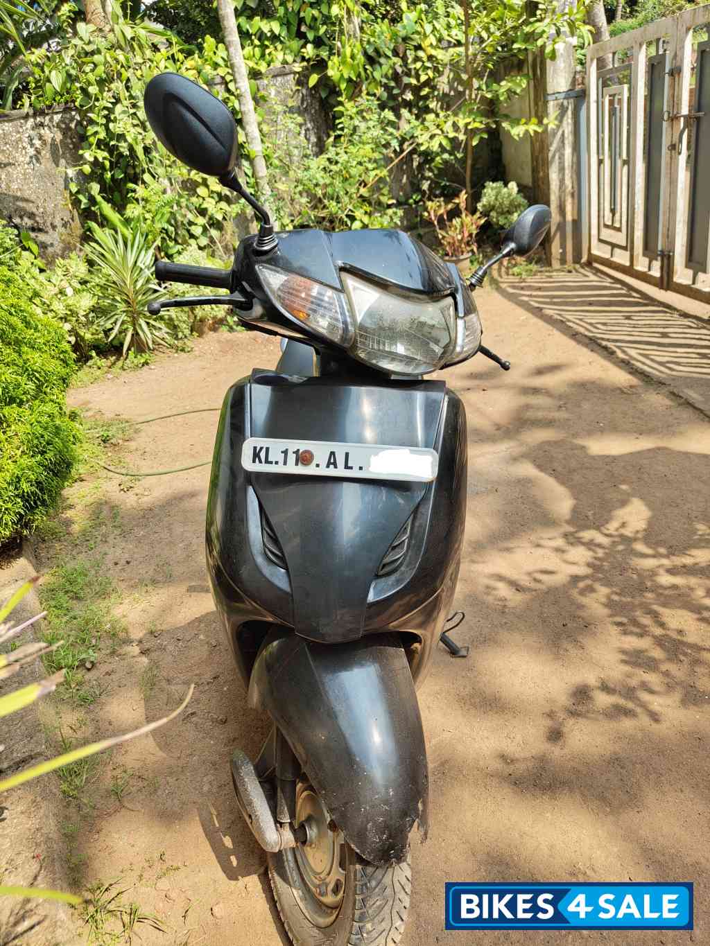 Black Honda Activa 3G
