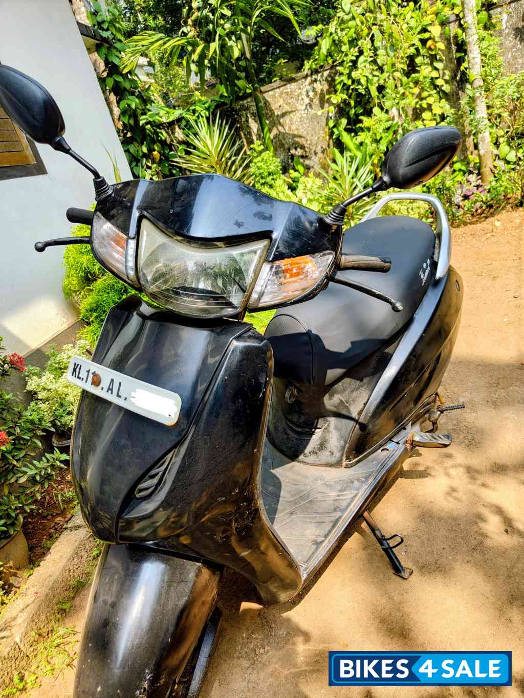 Black Honda Activa 3G