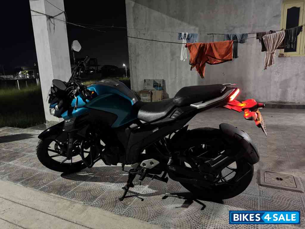 Astra Blue Yamaha FZ25