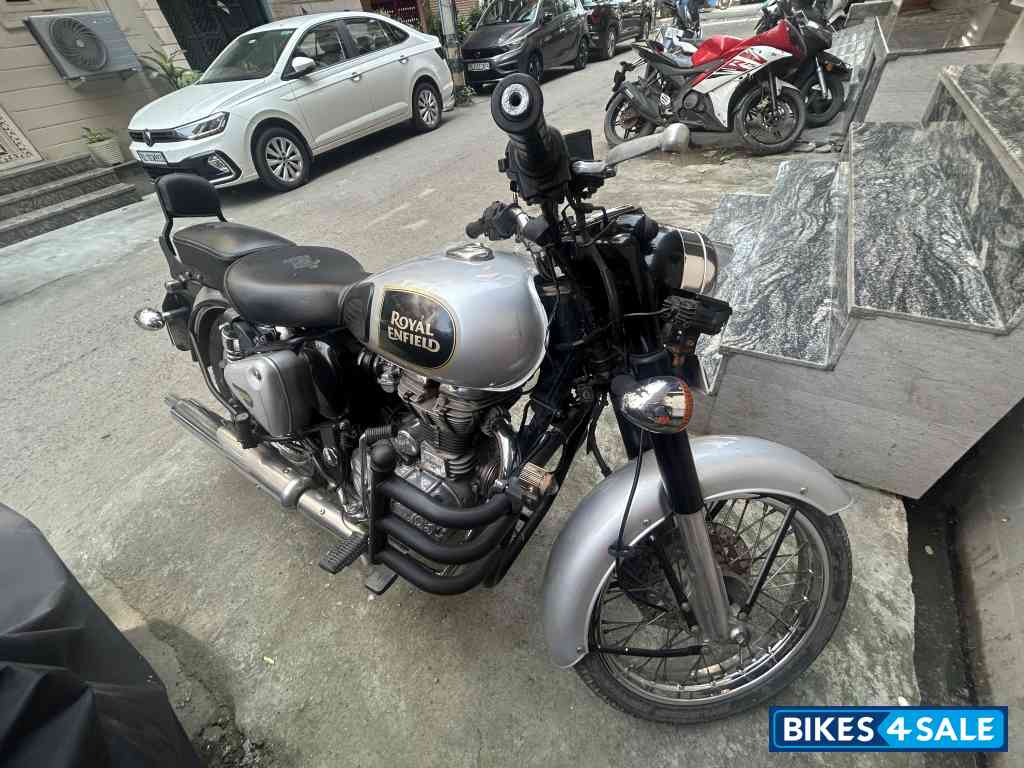 Royal Enfield Classic 350