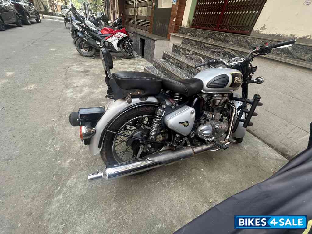 Royal Enfield Classic 350