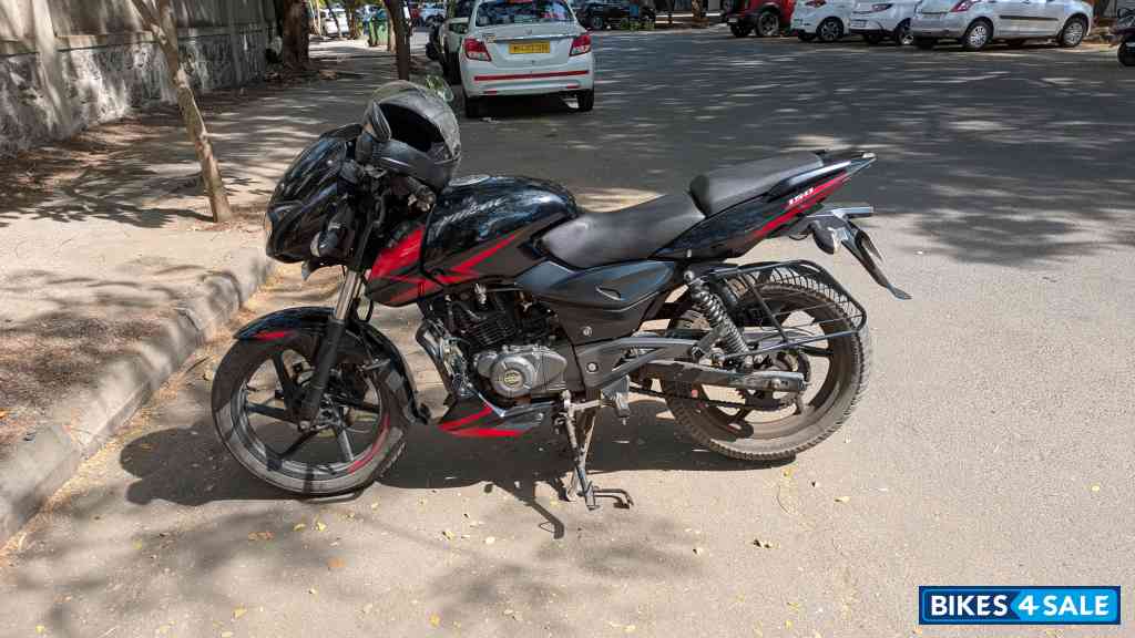 Bajaj Pulsar 150 Twin Disc