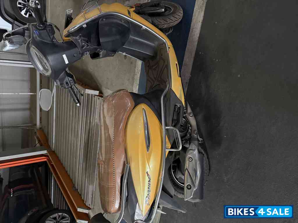 Yellow Hero Pleasure Plus XTec