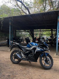 Honda CBR 150R 2016 Model