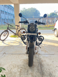 Stealth Black Royal Enfield Classic 350