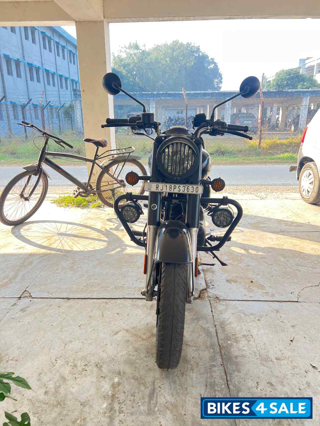 Stealth Black Royal Enfield Classic 350