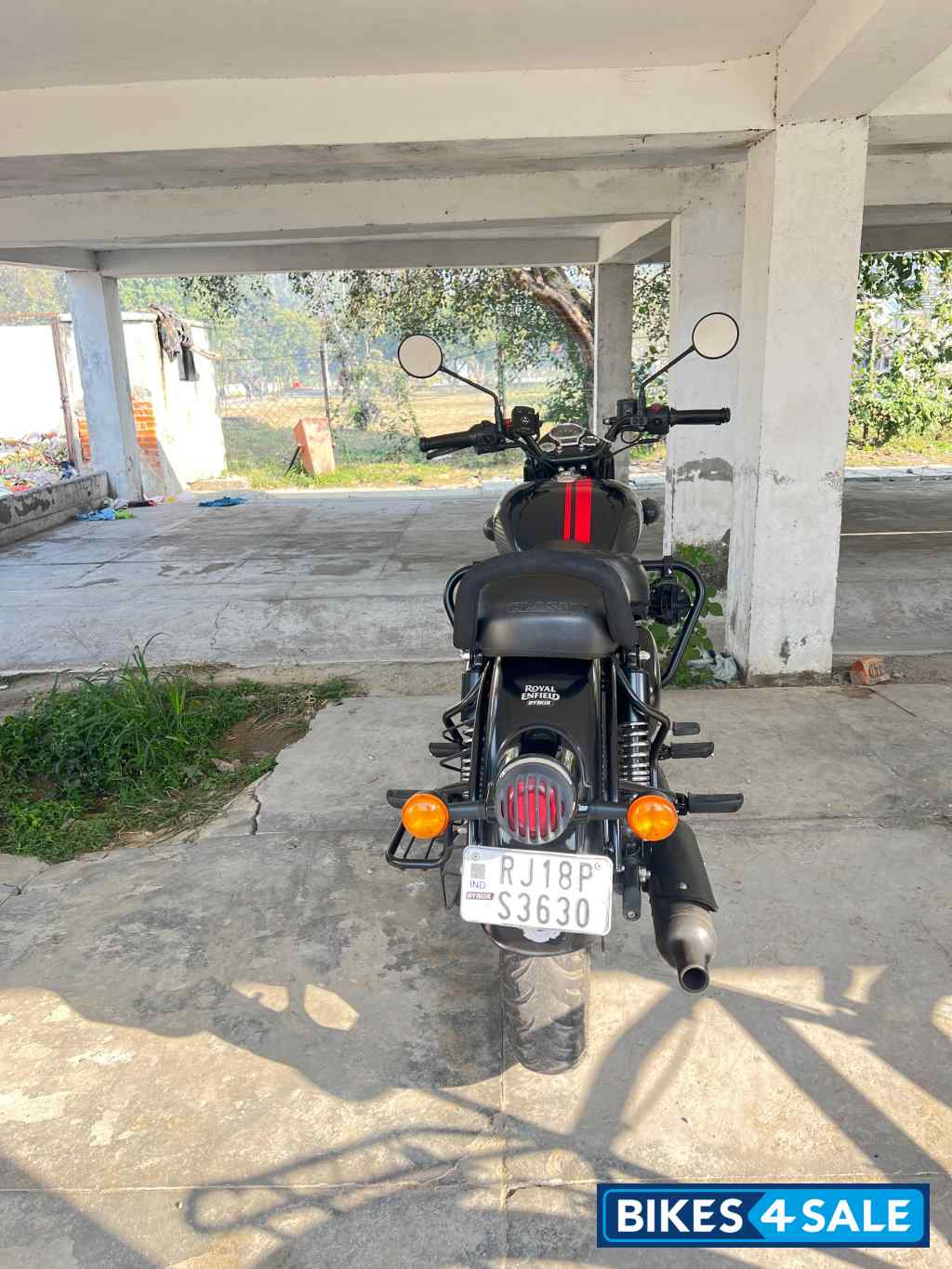 Stealth Black Royal Enfield Classic 350