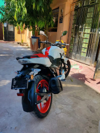 White Red TVS Apache RTR 160 4V Special Edition