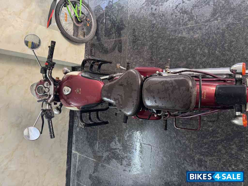 Cherry Royal Enfield Classic 350 Cherry Royal Enfield Classic 350