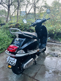 Vespa SXL 125