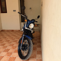 Royal Enfield Scram 411