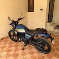 Royal Enfield Scram 411