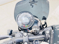 Dapper Grey Royal Enfield Hunter 350 Retro