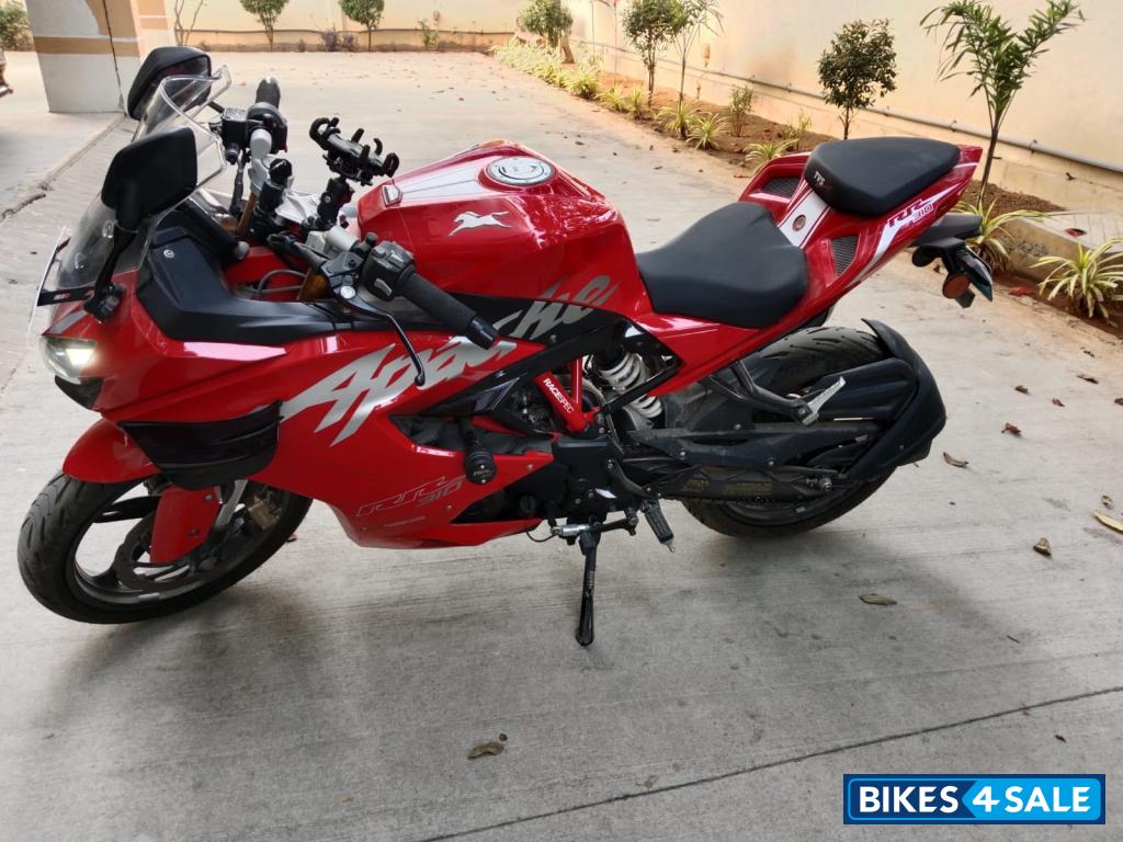TVS Apache RR 310 2025