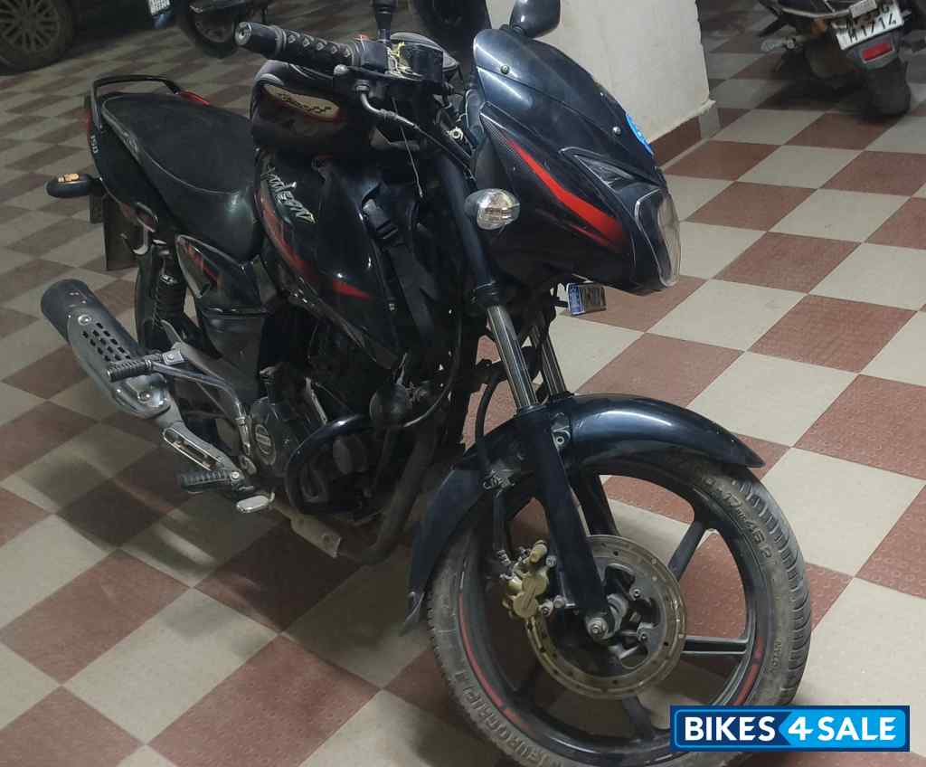 Black Bajaj Pulsar 150