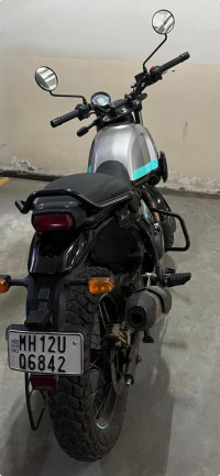 Royal Enfield Scram 411