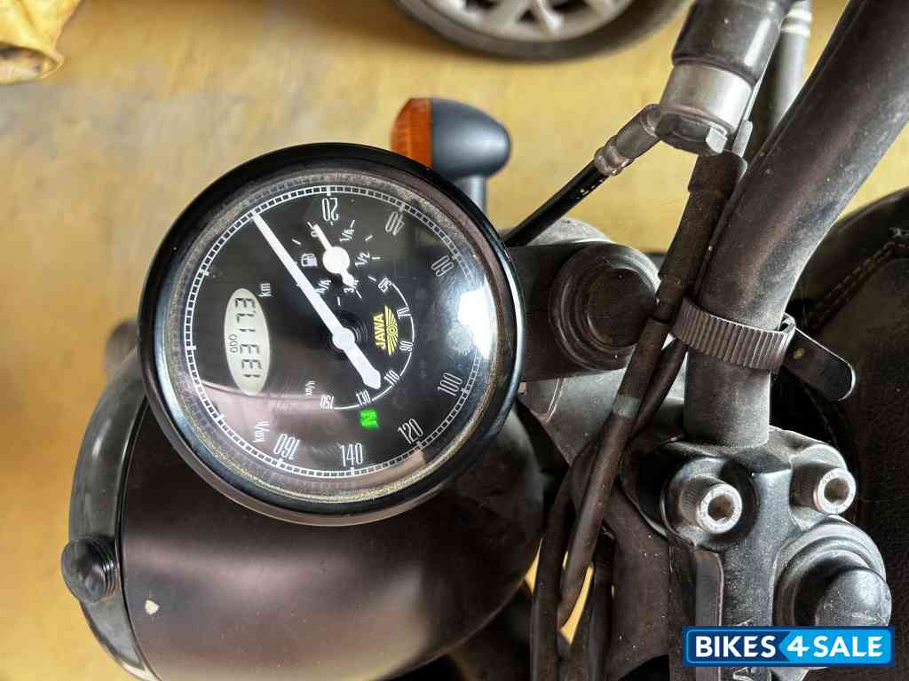 Jawa 42 Dual Channel ABS AllStar Black