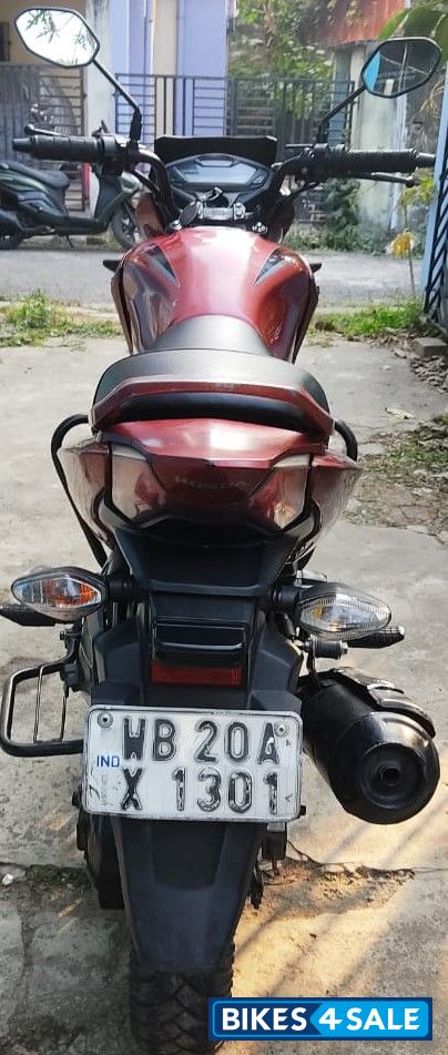 Red Honda CB Unicorn 160