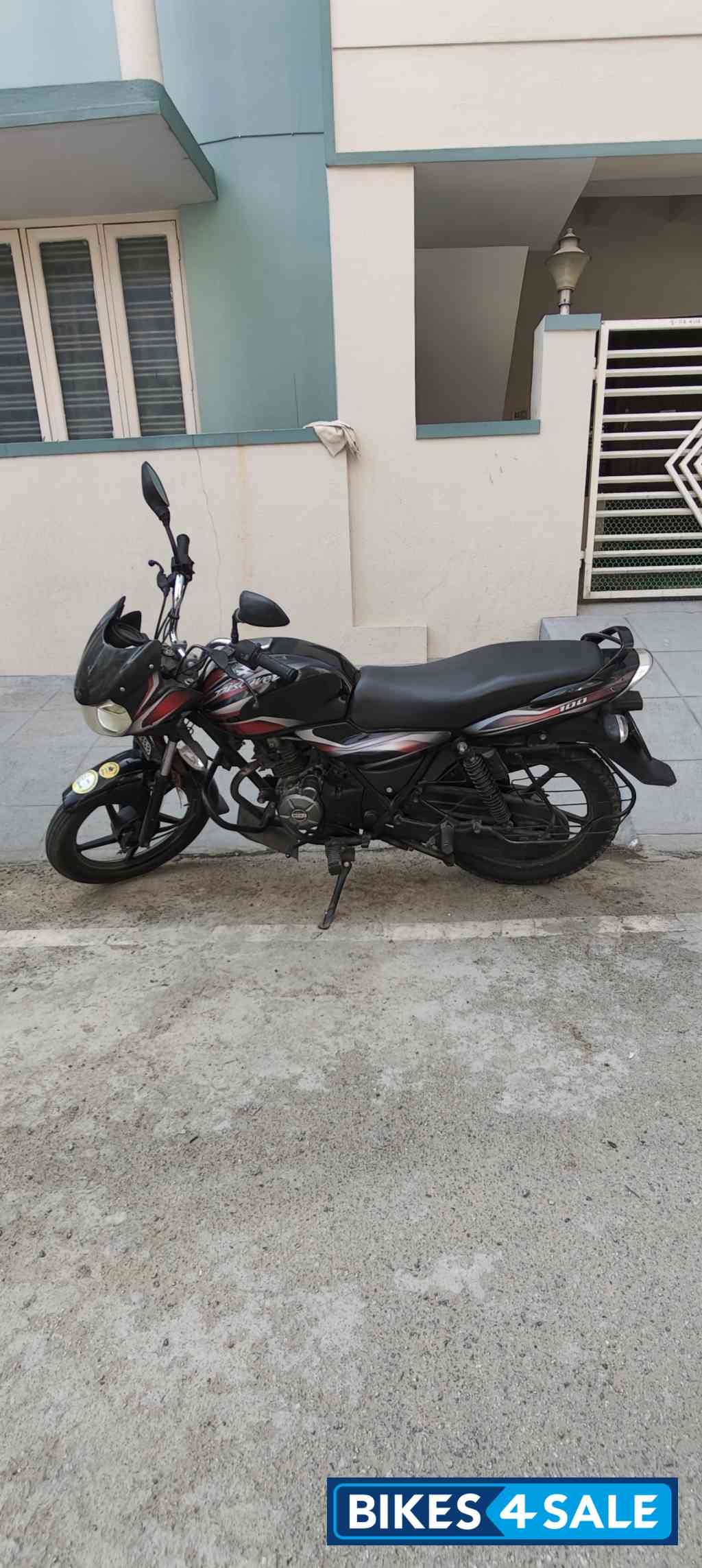 Bajaj Discover 100 DTS-Si