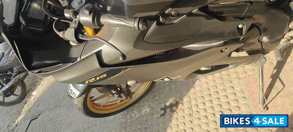 Matte Black Yamaha R15 V4