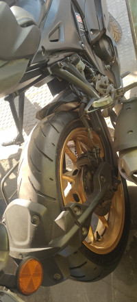 Matte Black Yamaha R15 V4