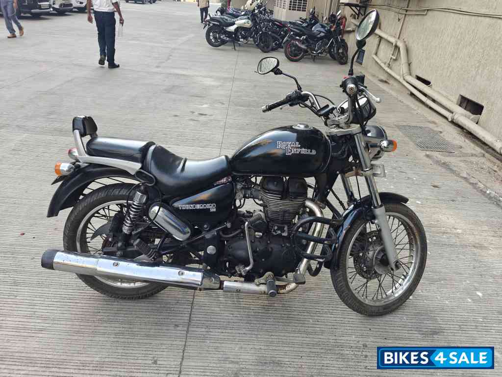 Stone Royal Enfield Thunderbird 500 Stone Royal Enfield Thunderbird 500