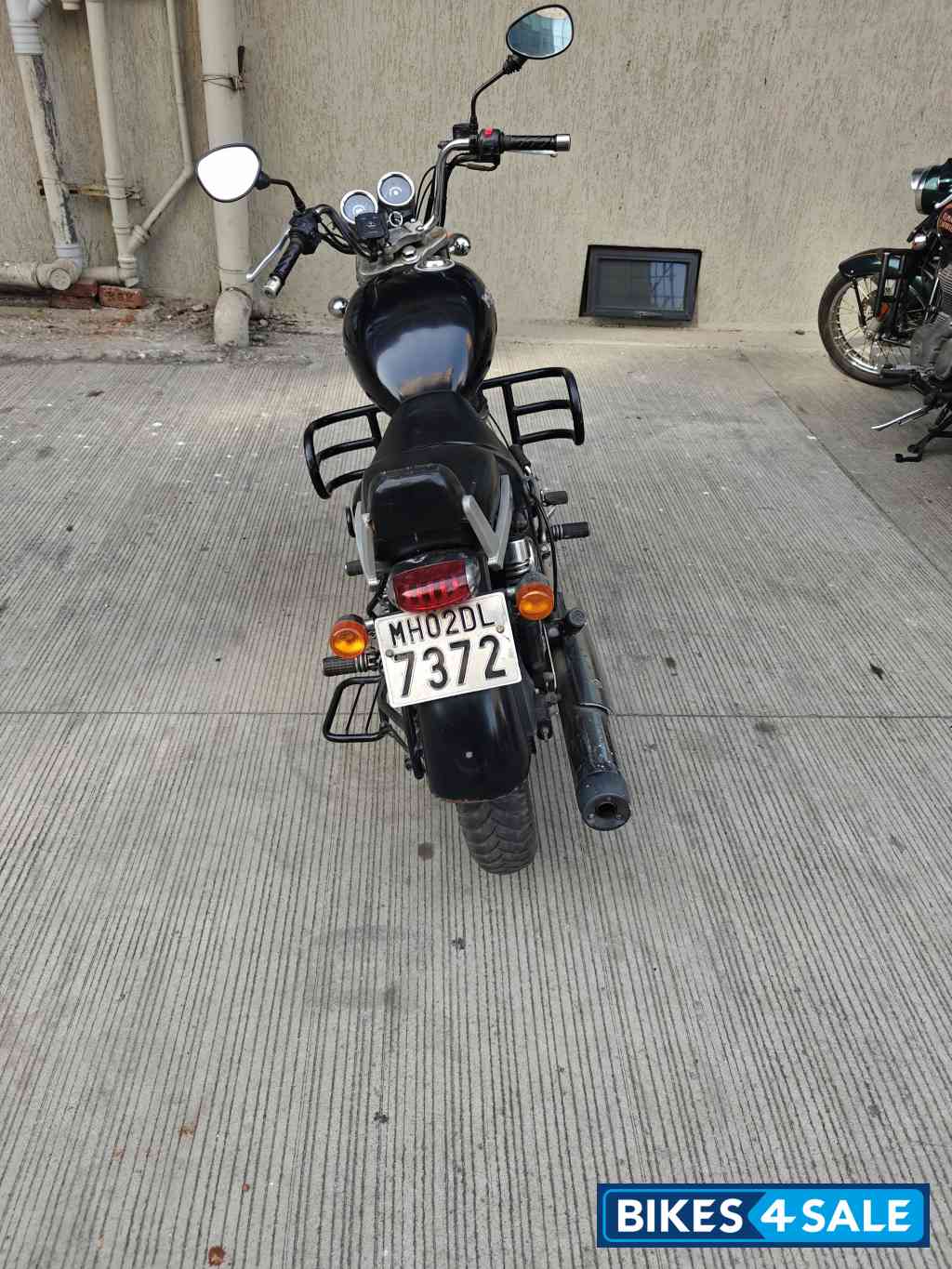 Stone Royal Enfield Thunderbird 500 Stone Royal Enfield Thunderbird 500