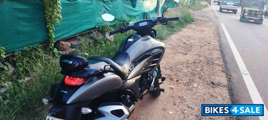 Titanium Suzuki Intruder 150 FI