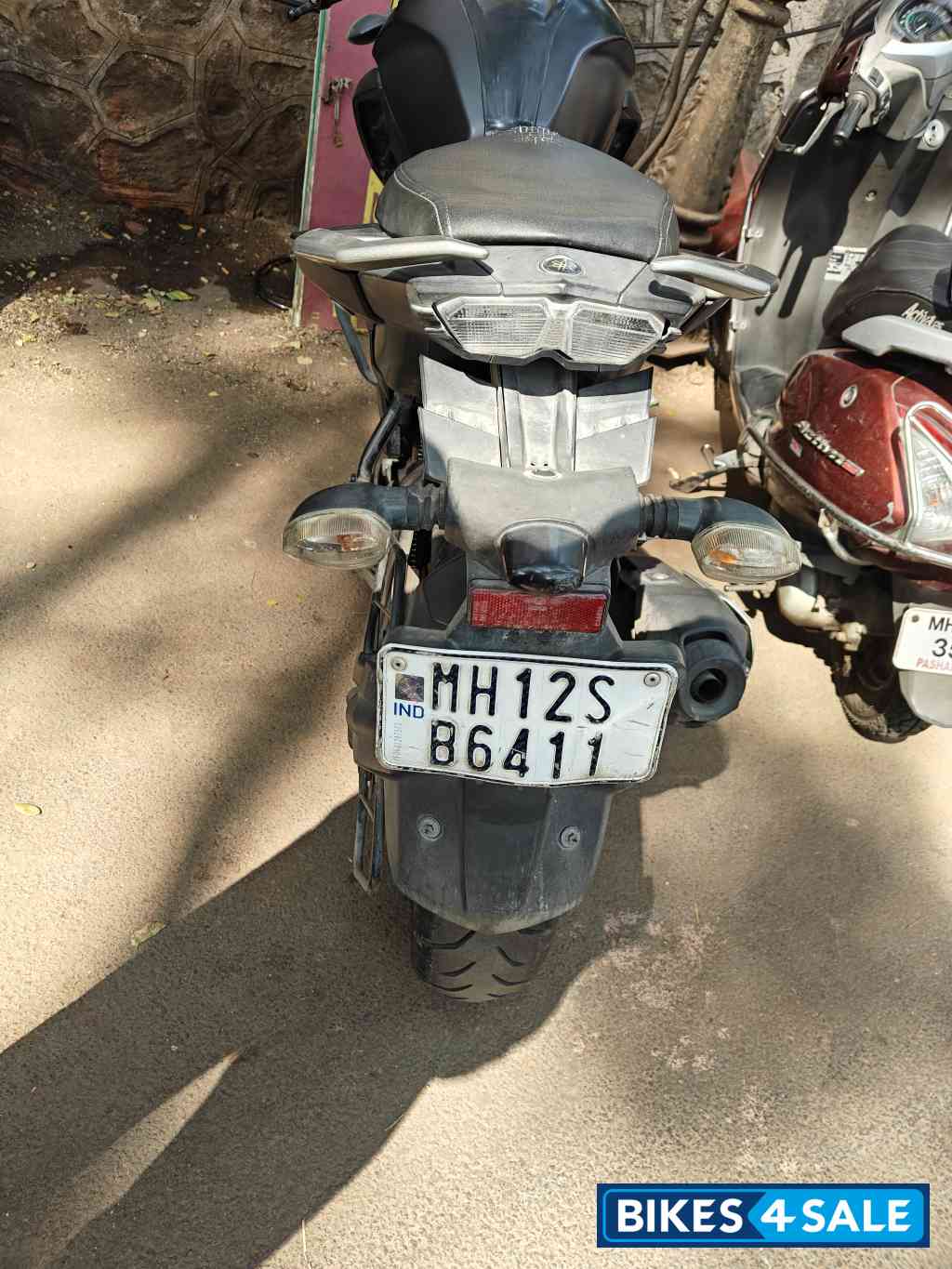 Mat Black 2 Yamaha FZ25