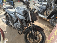 Mat Black 2 Yamaha FZ25