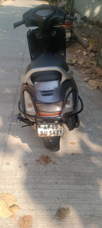 Gray Honda Activa