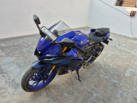 Racing Blue Yamaha R15 V4