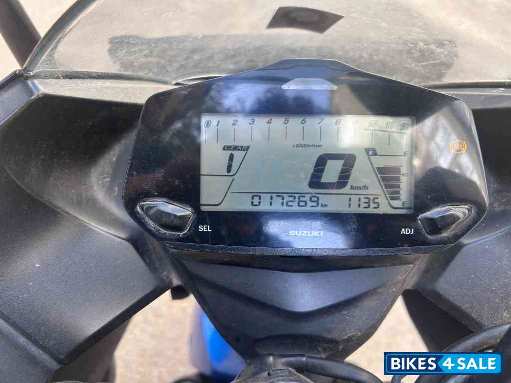 Blue Suzuki Gixxer SF BS6