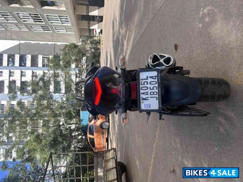 Blue Suzuki Gixxer SF BS6